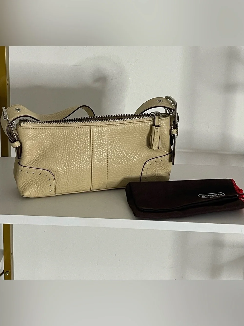 Coach Hampton Demi Shoulder Bag Bone Cream Pebbled Leather Baguette Y2K